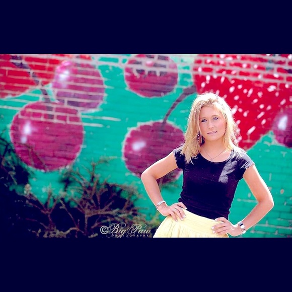 Meet your Posher, Kaitlyn - Picture 1 of 1